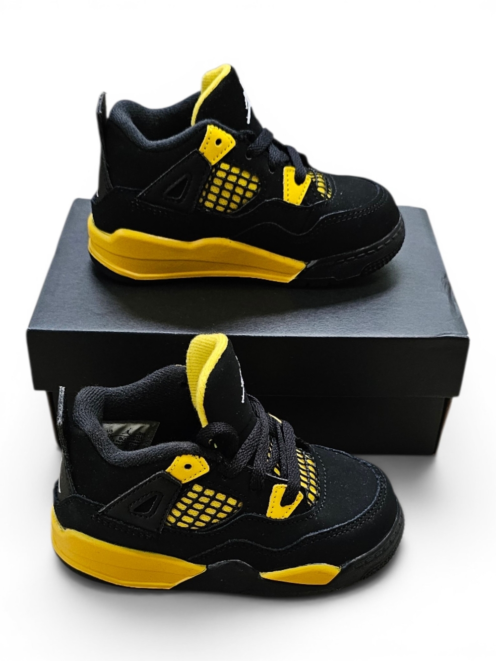 Jordan 4 Retro "Thunder" Toddler Sneakers Size 7C
